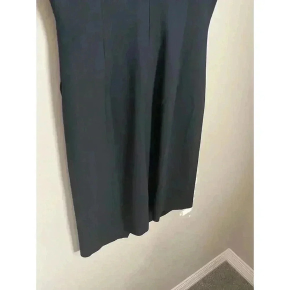 Theory Wrap-Effect Shift Dress in Good Wool Black Size 8 - Picture 11 of 13